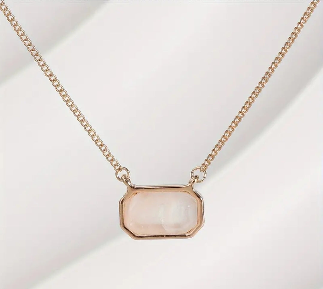 Natural stone pendant necklace