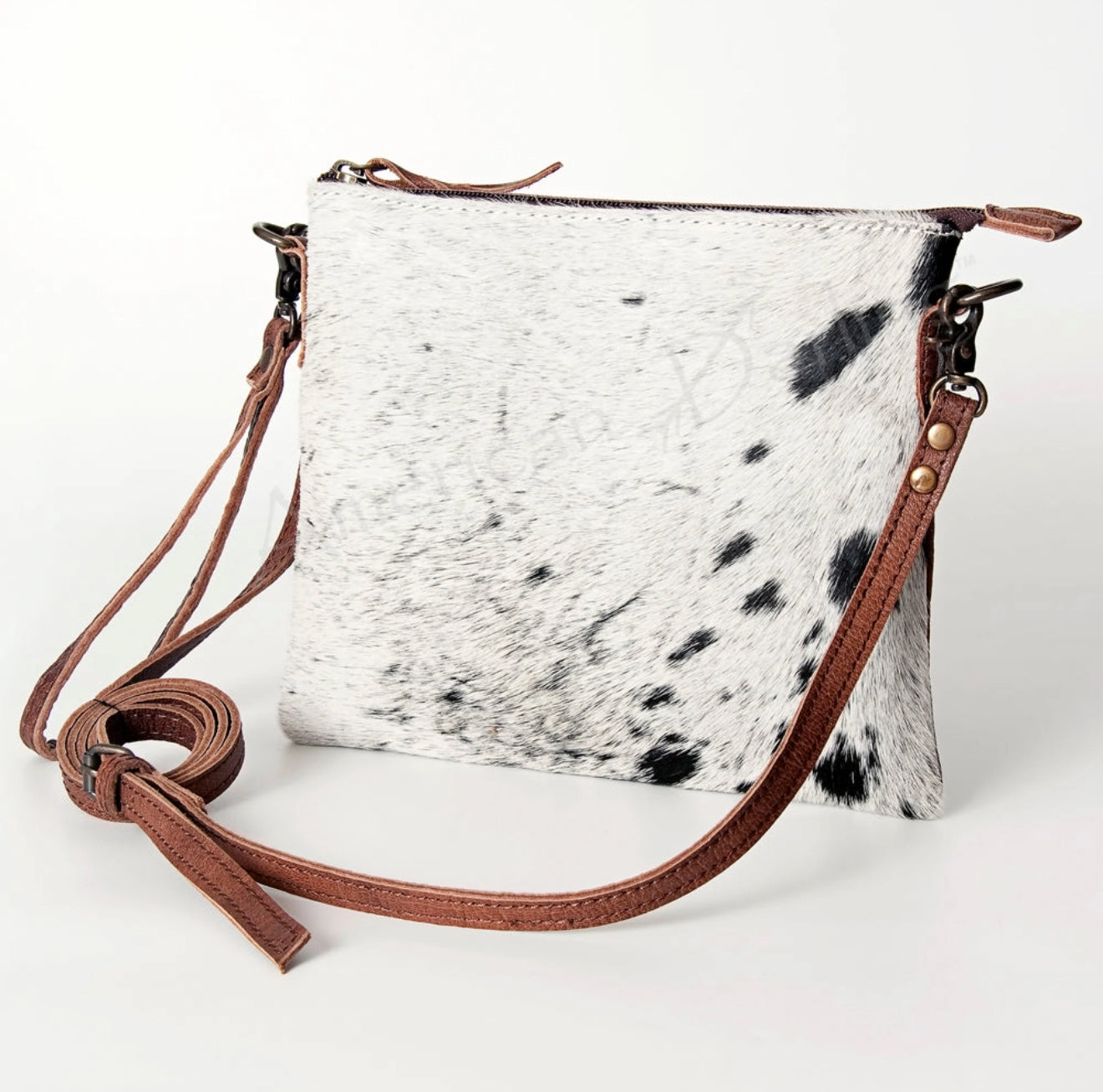 Crossbody handbag